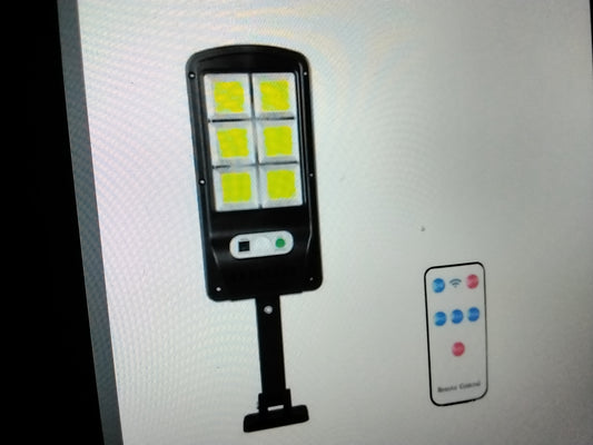 LÁMPARAS SOLARES CON SENSOR DE MOVIMIENTO (48 UND X CAJA)